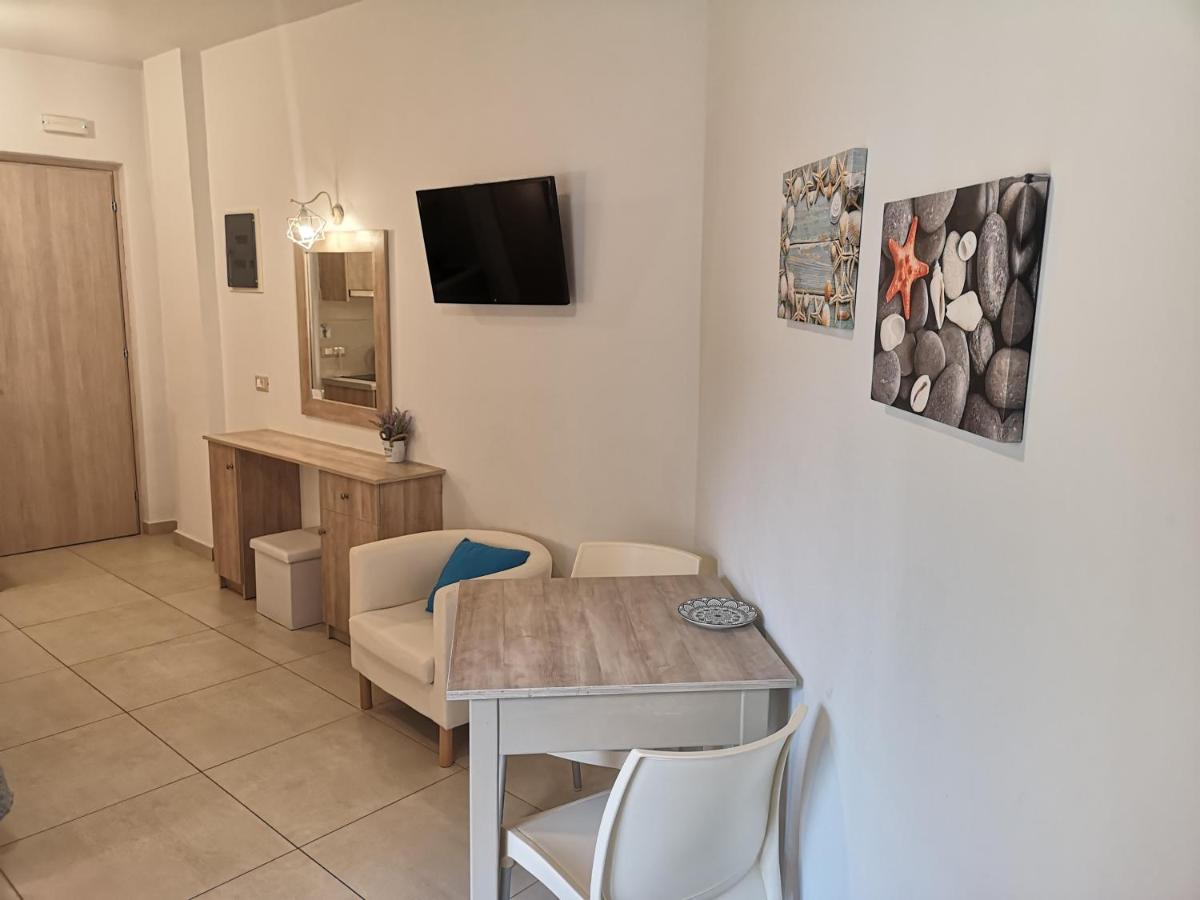 Porfyris Studios And Apartments Karpathos Buitenkant foto